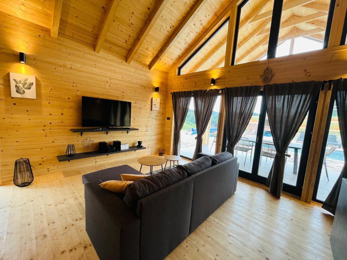 Holiday House Adamo Selno Zewnętrze zdjęcie