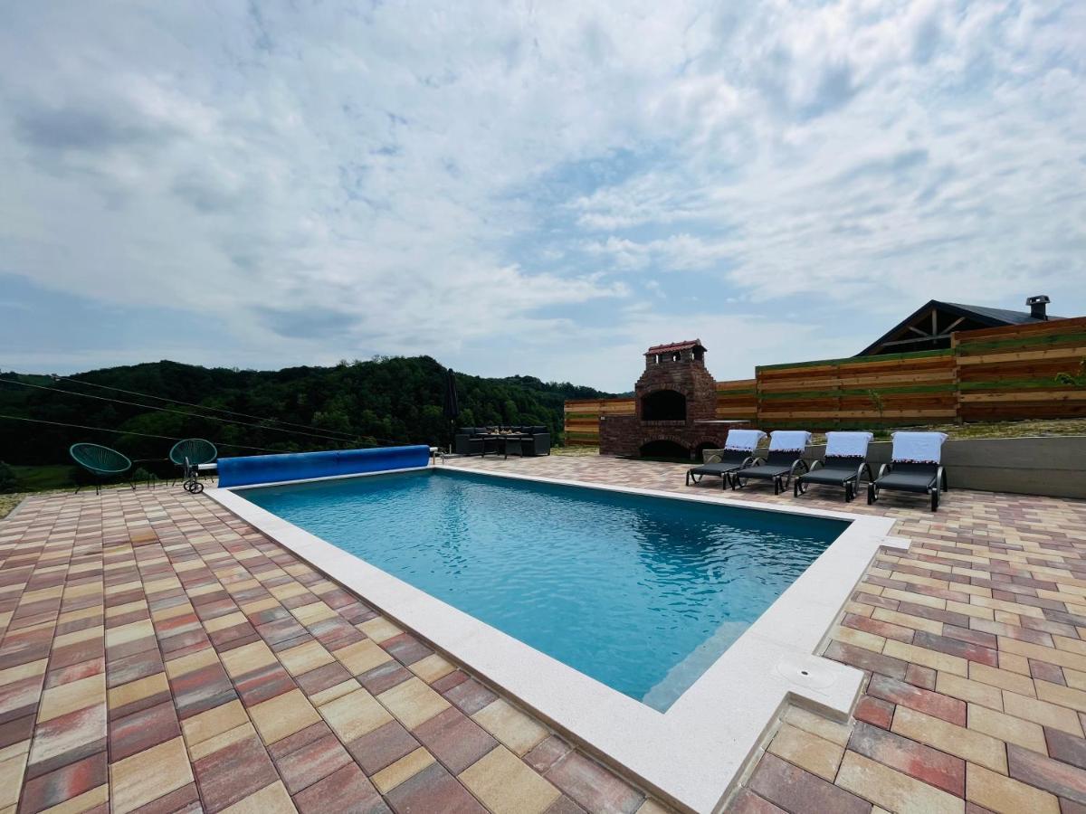 Holiday House Adamo Selno Zewnętrze zdjęcie