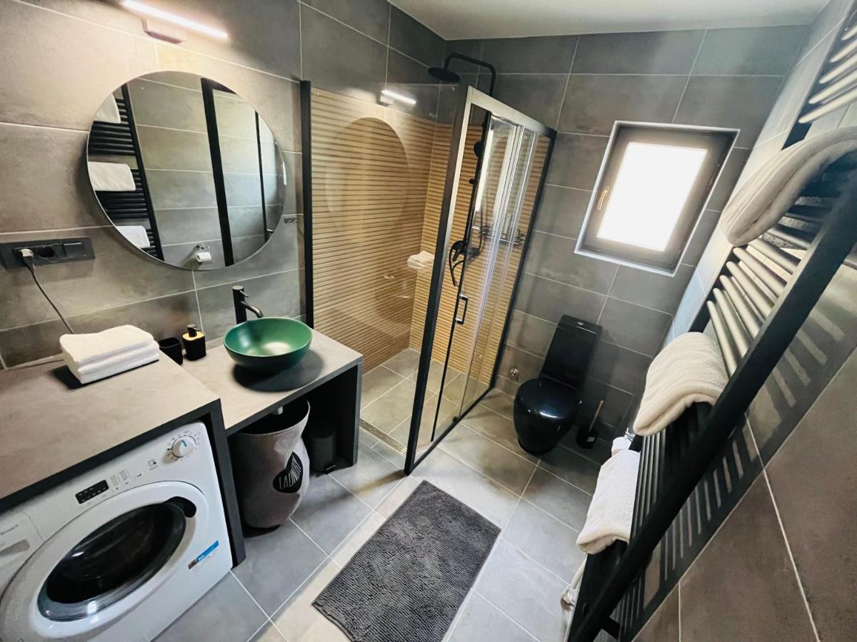 Holiday House Adamo Selno Zewnętrze zdjęcie